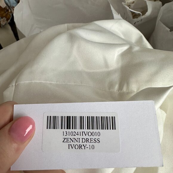 NWT Reformation Zenni Satin Bridal Mini Dress Sz 10 Ivory A-line V-Back Fitted - Picture 3 of 10